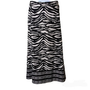 Cato Black White Zebra Print Skirt with Detailed Bottom Size L